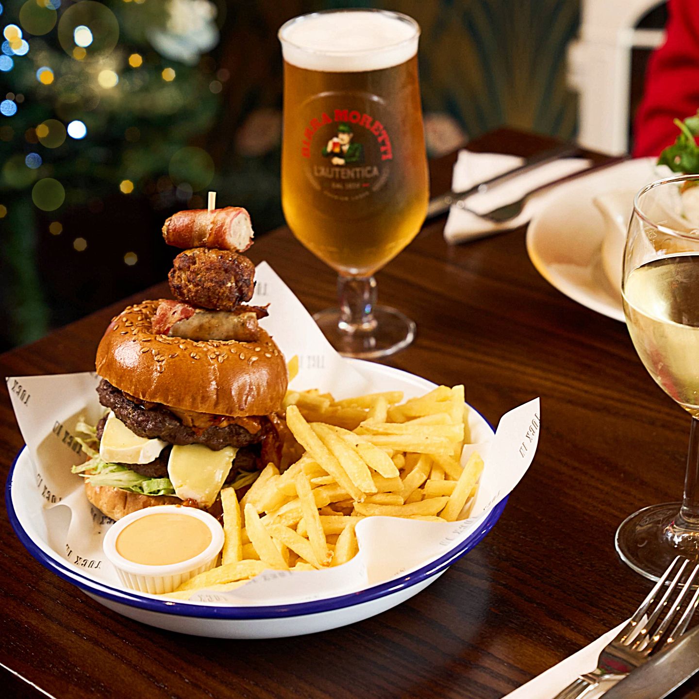 Festive Lunch & Dinner at The Three Witches in Inverness